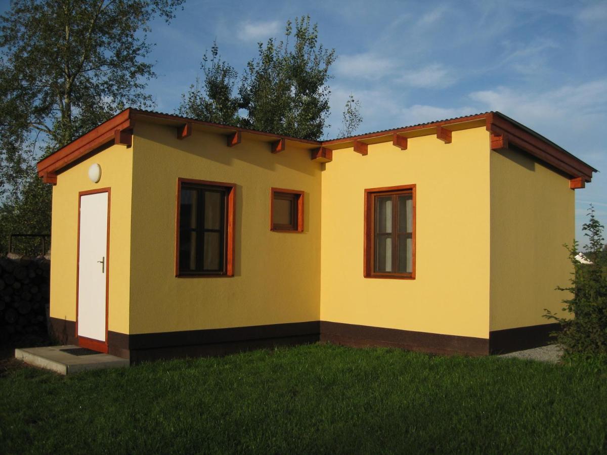 Apartmany Vcelka Hranice u Novych Hradu ภายนอก รูปภาพ
